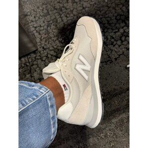NEW BALANCE 515 V3 Classics Women's Shoes in White Frosted Glass Size US 9.5